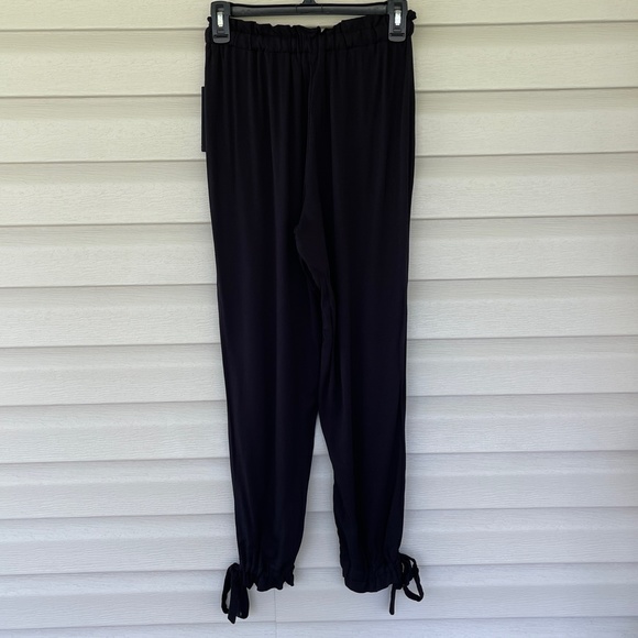 Lulus Sebastian Black Pants Size S NWT - Picture 3 of 11